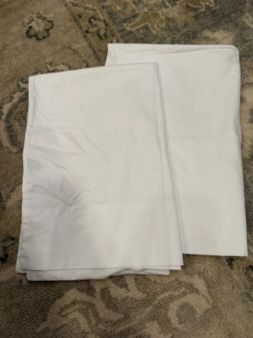 Nordstrom Rack 100% Cotton 2 Standard Pillowcases White NEW